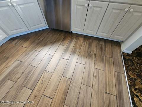 4880 Lake Waterford Way #3-220, Melbourne FL - photo 6 of 28