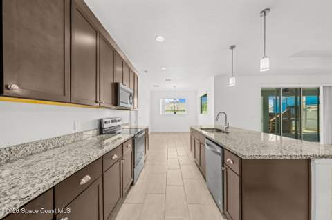 462 Hancock Street, Palm Bay FL - photo 8 of 47