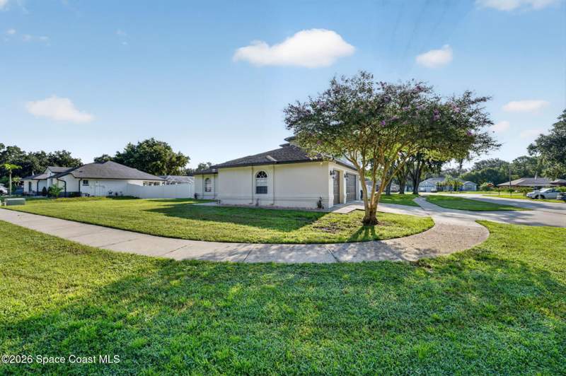 4 bedroom Single Family Residence at 4670 Patrick Lane, Marianna Oaks, Cocoa — photo 2