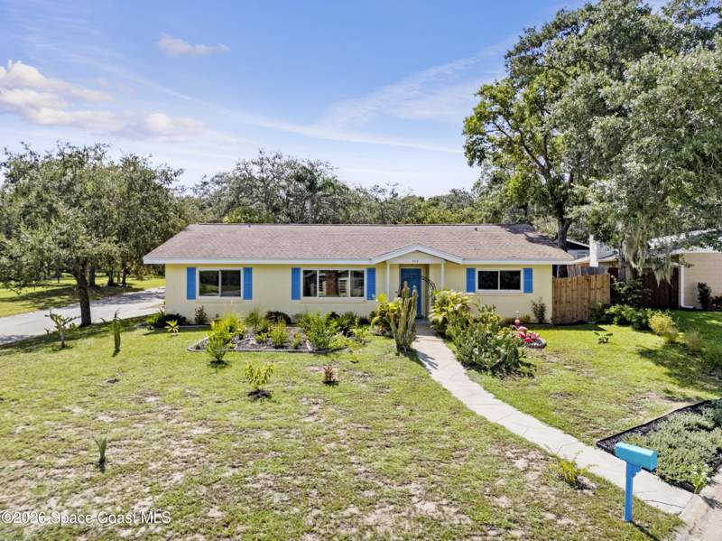 3 bedroom Single Family Residence at 602 West Court, Lenore Addn Unit No 5, Titusville — photo 2