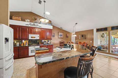 504 Lake Victoria Circle, Melbourne FL - photo 17 of 27