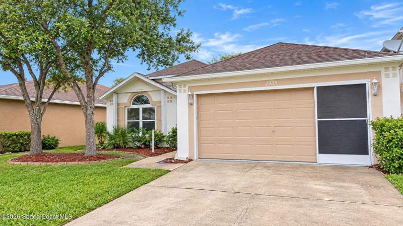 3 bedroom Single Family Residence at 2235 Myla Lane, Whisper Lake, Melbourne — photo 3