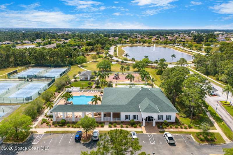 3 bedroom Single Family Residence at 571 Gardendale Circle, Monterey Cove at Bayside Lakes, Palm Bay — photo 4