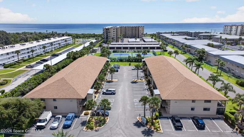2 bedroom Condominium at 3180 N Atlantic Avenue #B204, Windrush Condo Ph II, Cocoa Beach — photo 2