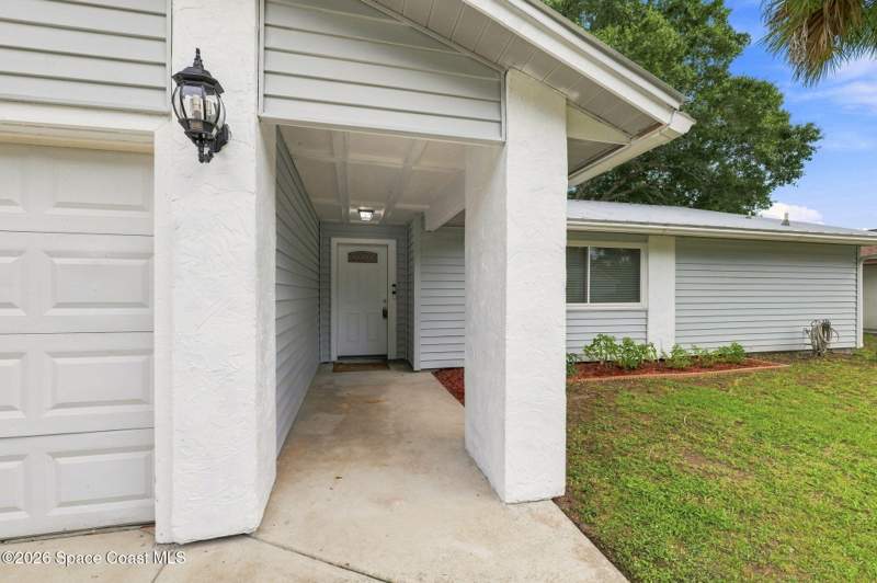 3 bedroom Single Family Residence at 1229 Stadt Road, Port Malabar Unit 48, Palm Bay — photo 4