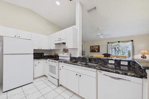 2800 Saint James Lane, Melbourne FL - photo 7 of 26