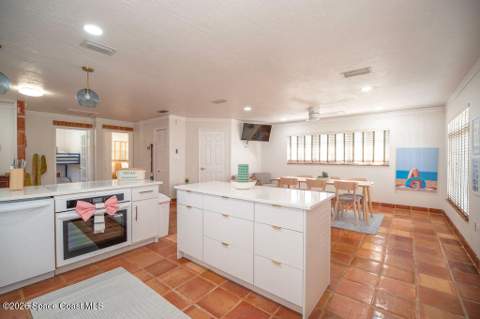 238 Harbor Drive, Cape Canaveral FL - photo 18 of 36