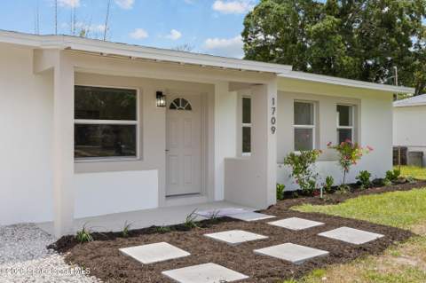 1709 Wayne Drive, Melbourne FL - photo 6 of 32