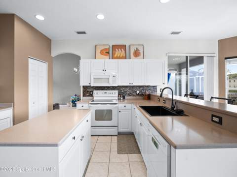 2715 Bradfordt Drive, West Melbourne FL - photo 16 of 44