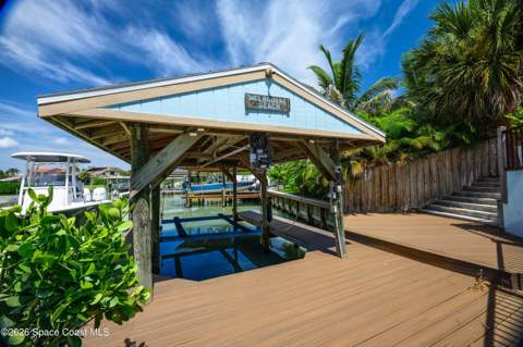 398 Riverview Lane, Melbourne Beach FL - photo 9 of 42