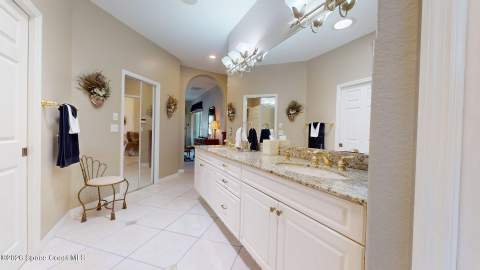 3123 Forest Creek Drive, Melbourne FL - photo 22 of 33