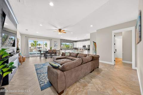 318 Angelo Lane, Cocoa Beach FL - photo 13 of 94