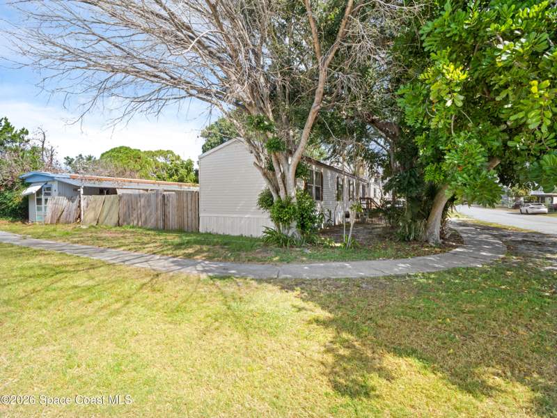 2 bedroom Manufactured Home at 2587 Chatham Way, Shire The, Palm Bay — photo 5