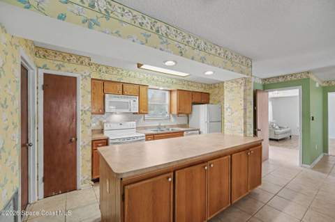 1200 Palmdale Circle, Palm Bay FL - photo 7 of 26
