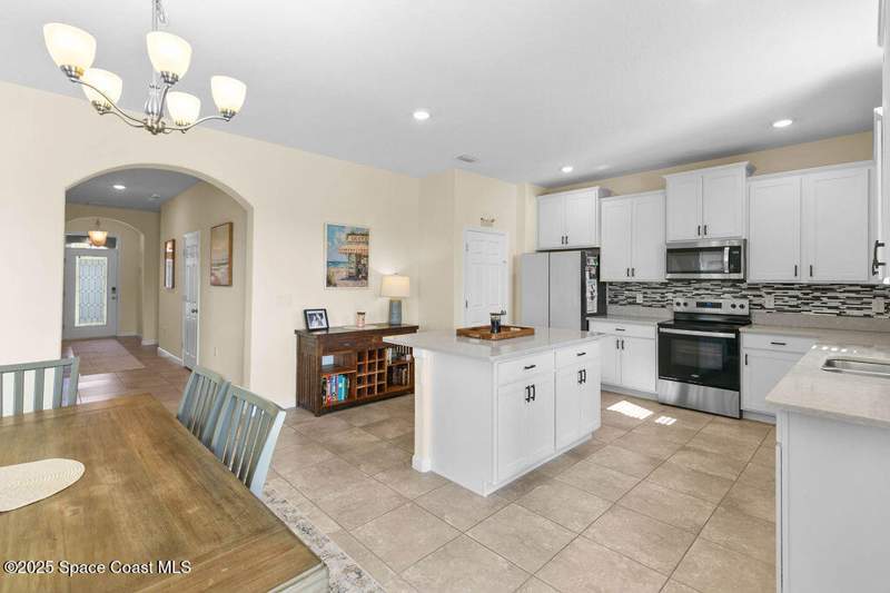 4 bedroom Single Family Residence at 4718 Alligator Flag Circle, Sawgrass Lakes The Landings, West Melbourne — photo 5