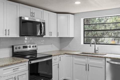 1576 Grandview Way, Melbourne FL - photo 7 of 52