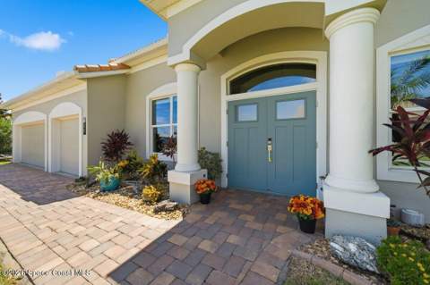 411 Hiawatha Way, Melbourne Beach FL - photo 6 of 42