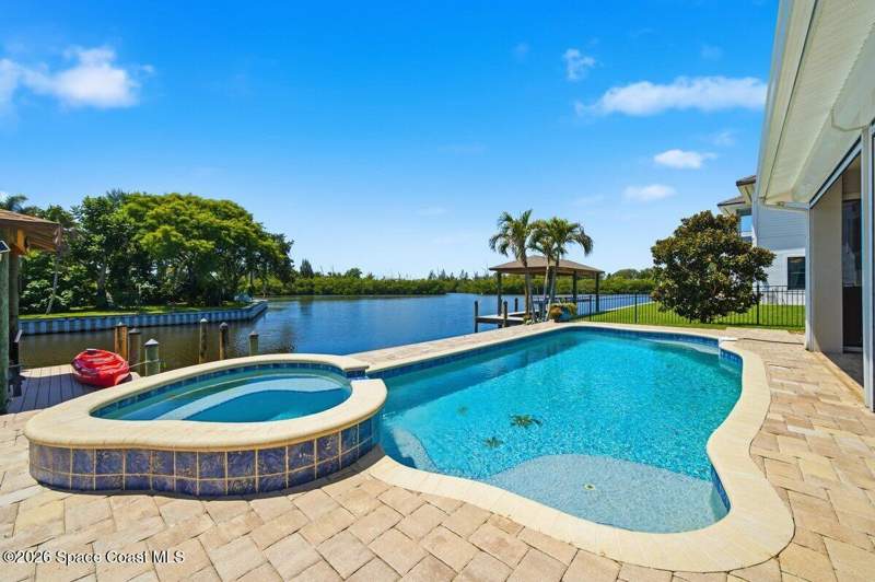 3 bedroom Single Family Residence at 411 Hiawatha Way, Sunnyland Beach Sec 6, Melbourne Beach — photo 3