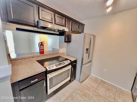 225 S Tropical Trail #124, Merritt Island FL - photo 9 of 19