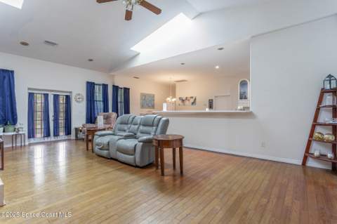274 Lagoon Street, Palm Bay FL - photo 8 of 40