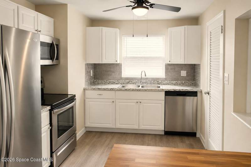 3 bedroom Single Family Residence at 1190 Delmonte Street, Country Club Manor, Merritt Island — photo 5