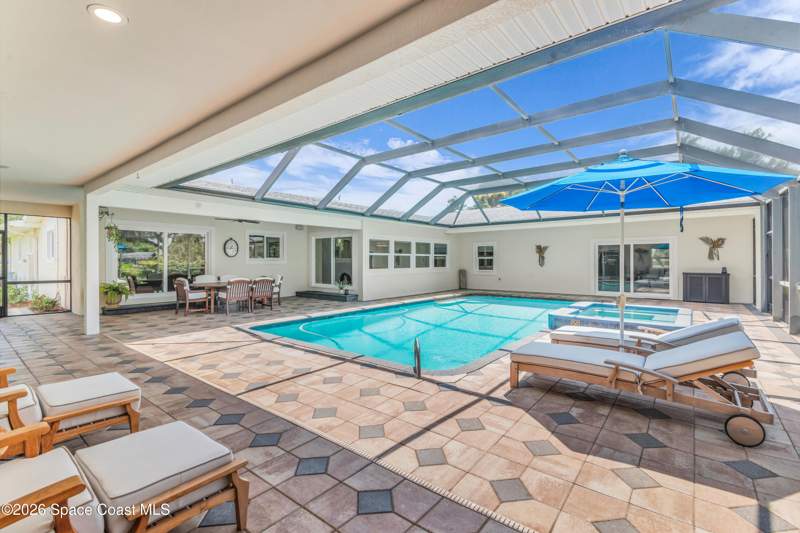 5 bedroom Single Family Residence at 526 Elliot Drive, S Merritt Estates Plantation Sec Plat No 2, Merritt Island — photo 3