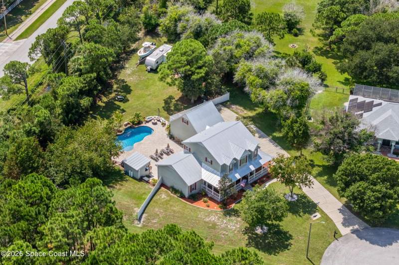 5 bedroom Single Family Residence at 5632 Loblolly Place, Cypress Creek Subdivision Phase 1, Grant — photo 4