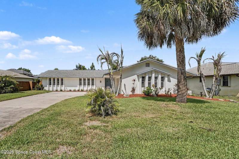 3 bedroom Single Family Residence at 1042 Citrus Avenue, Turkey Creek Subd, Palm Bay — photo 3