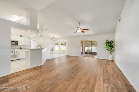 883 Del Mar Circle, West Melbourne FL - photo 11 of 53