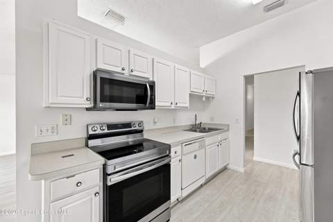 1381 Olde Bailey Lane, Melbourne FL - photo 19 of 30