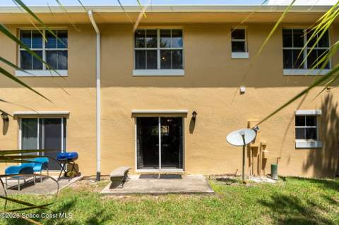 622 Cedar Side Circle, Palm Bay FL - photo 20 of 33