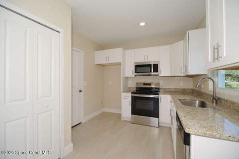 992 Mathers Street, Melbourne FL - photo 9 of 21