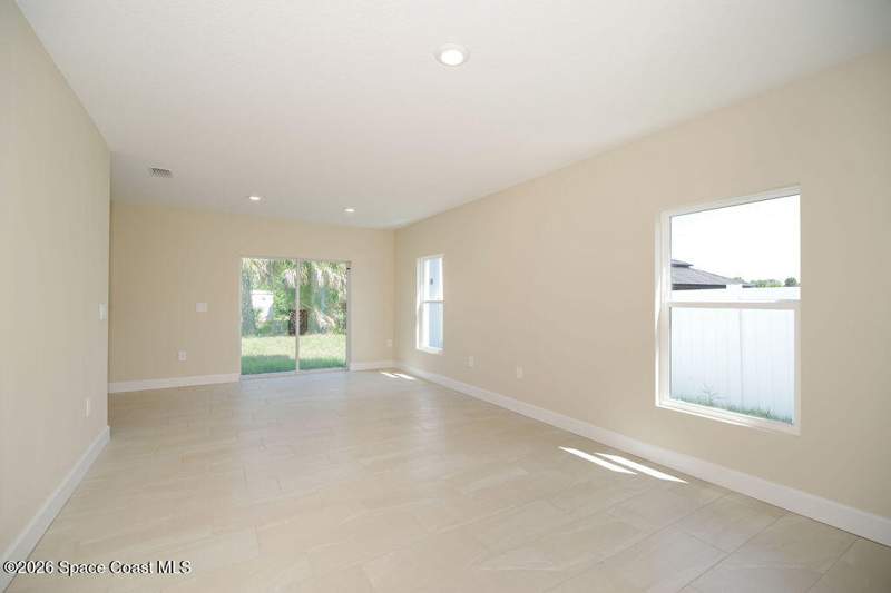 3 bedroom Townhouse at 992 Mathers Street, Booker T Washington Park, Melbourne — photo 5