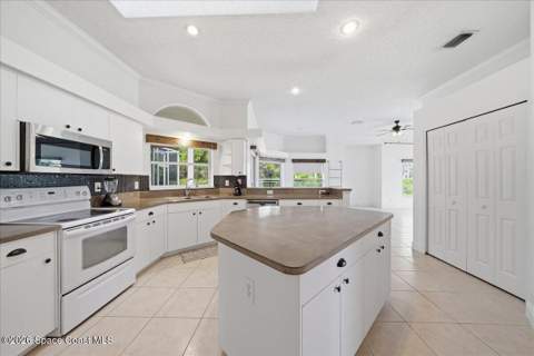 730 Campina Avenue, Palm Bay FL - photo 13 of 40