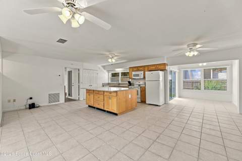 215 Pelican Drive, Melbourne Beach FL - photo 10 of 51