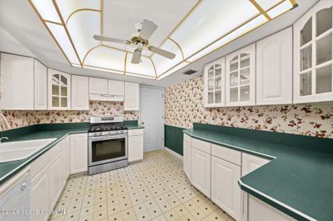 101 Ocean Spray Avenue, Satellite Beach FL - photo 14 of 38