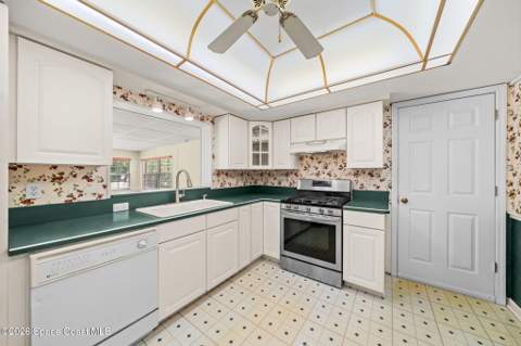 101 Ocean Spray Avenue, Satellite Beach FL - photo 15 of 38