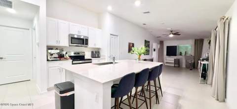 612 Papillon Street, Palm Bay FL - photo 7 of 20
