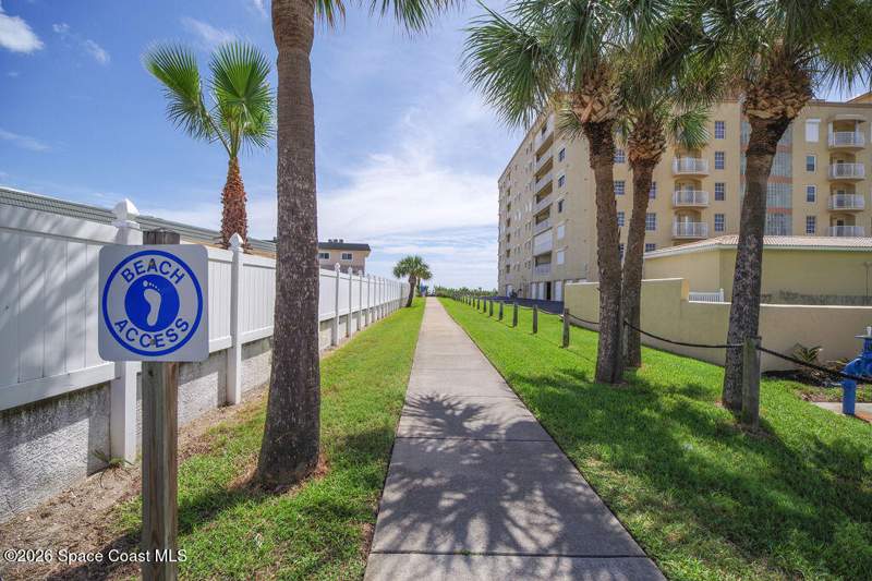 2 bedroom Single Family Residence at 175 Atlantic Avenue, Canova Beach Vacation Homesites, Indialantic — photo 5