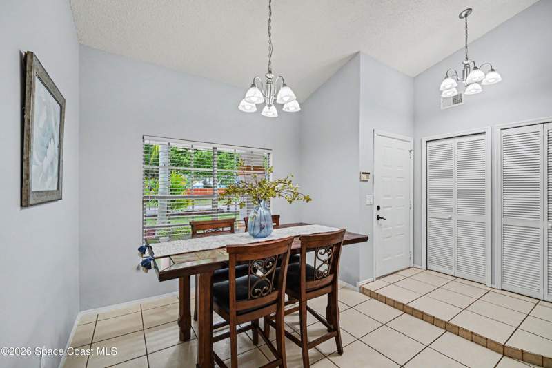 3 bedroom Single Family Residence at 4260 Silver Lake Drive, South Lakes Phase I, Melbourne — photo 5