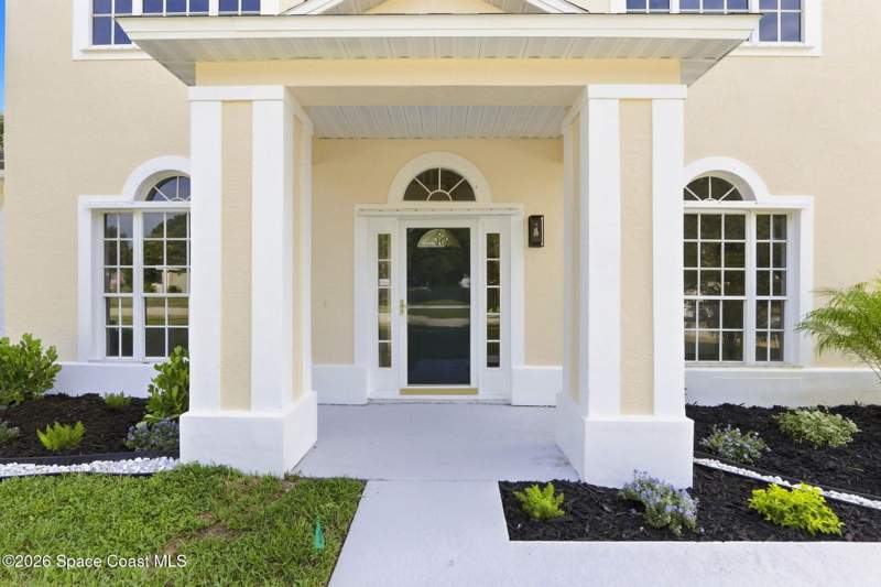 5 bedroom Single Family Residence at 2520 Millrace Way, Watermill, Merritt Island — photo 3