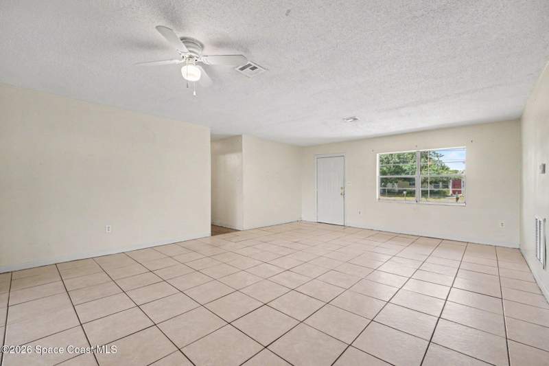 3 bedroom Single Family Residence at 142 Hollywood Boulevard, Cannova Park Subd, West Melbourne — photo 4