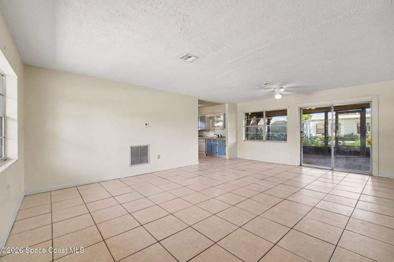 3 bedroom Single Family Residence at 142 Hollywood Boulevard, Cannova Park Subd, West Melbourne — photo 5