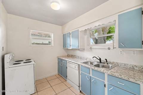 142 Hollywood Boulevard, West Melbourne FL - photo 6 of 16