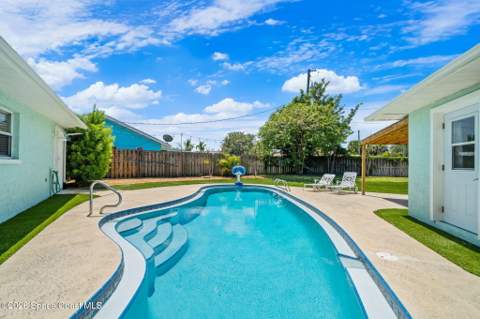 232 Circle Drive, Cape Canaveral FL - photo 11 of 59