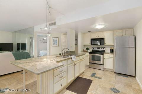 4800 Ocean Beach Boulevard #218, Cocoa Beach FL - photo 7 of 42