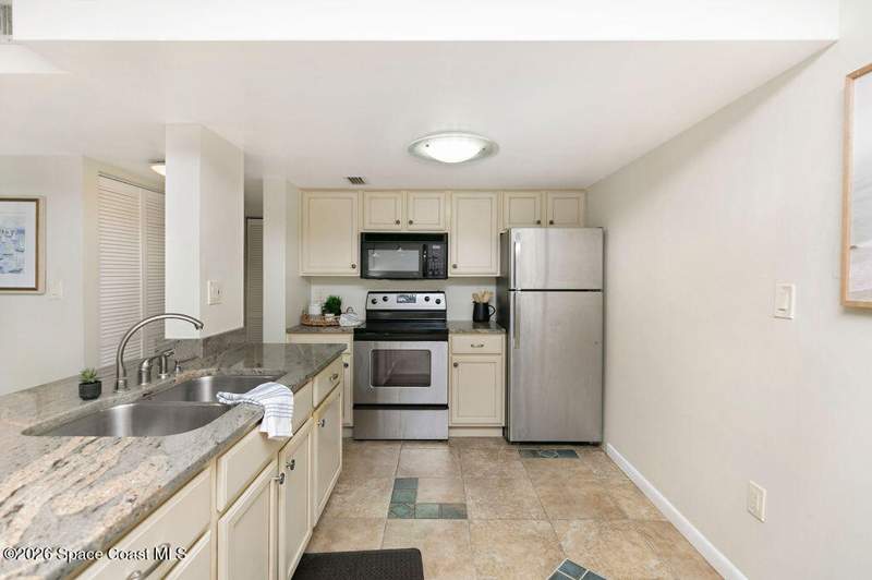 1 bedroom Condominium at 4800 Ocean Beach Boulevard #218, Atlantique Condo Apts, Cocoa Beach — photo 4