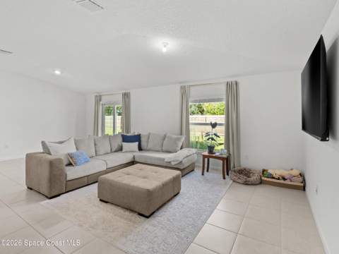 676 Dockside Drive, Palm Bay FL - photo 14 of 37