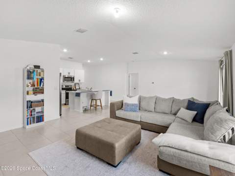 676 Dockside Drive, Palm Bay FL - photo 15 of 37