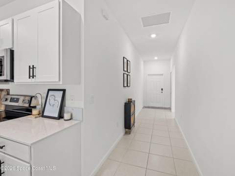 676 Dockside Drive, Palm Bay FL - photo 10 of 37